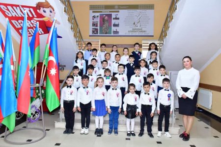 Xırdalan məktəbində "Sən elə bir zirvəsən" adlı tədbir keçirilib - FOTO Xırdalan məktəbində "Sən elə bir zirvəsən" adlı tədbir keçirilib - FOTO