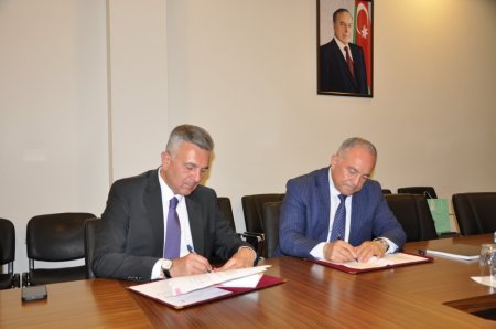 AzTU daha 4 şəhər və rayonun icra hakimiyyətləri ilə müqavilə imzalayıb - FOTO