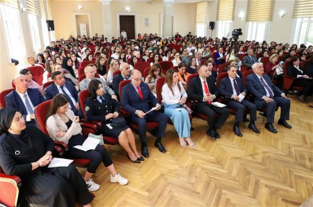 ADU-da pedaqoji və istehsalat təcrübələrinin yekun konfransı keçirilib - FOTO ADU-da pedaqoji və istehsalat təcrübələrinin yekun konfransı keçirilib - FOTO