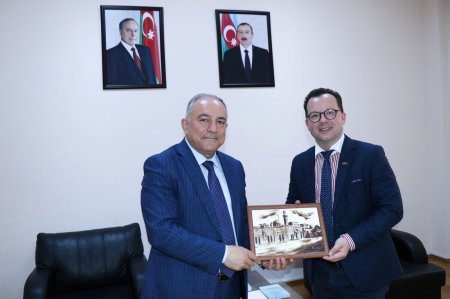 Almaniyanın AQAS təşkilatının direktor müavini AzTU-da olub - FOTO