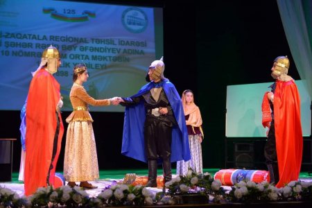 Şəki şəhər 10 nömrəli tam orta məktəb 125 yaşında - FOTOLAR