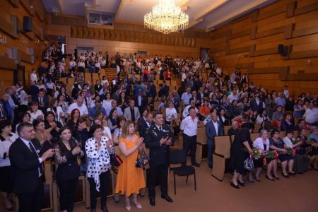 Şəki şəhər 10 nömrəli tam orta məktəb 125 yaşında - FOTOLAR