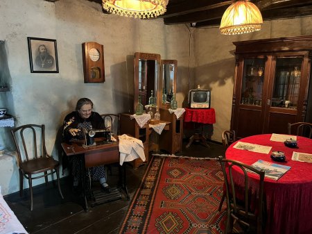 BDU-nun tələbə-müəllim heyəti Qəbələdə alban məbədlərini ziyarət edib - FOTO BDU-nun tələbə-müəllim heyəti Qəbələdə alban məbədlərini ziyarət edib - FOTO