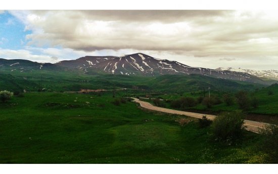 70 fut dərinlikdə ermənilərin "tikdiyi kilsə": Ərincə, yoxsa Arınc? - VİDEO 70 fut dərinlikdə ermənilərin "tikdiyi kilsə": Ərincə, yoxsa Arınc? - VİDEO