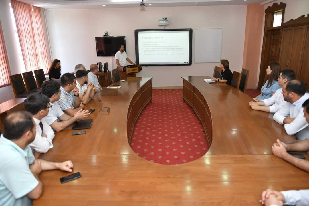 BMU-da ITACA Erasmus+ KA2 layihəsi çərçivəsində görülmüş işlərə dair məlumat günü keçirilib BMU-da ITACA Erasmus+ KA2 layihəsi çərçivəsində görülmüş işlərə dair məlumat günü keçirilib