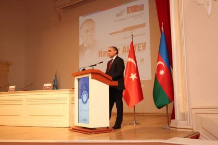 Ankarada elmi konfrans: “Heydər Əliyev və Azərbaycan-Türkiyə əlaqələrinin inkişafı” - FOTOLAR Ankarada elmi konfrans: “Heydər Əliyev və Azərbaycan-Türkiyə əlaqələrinin inkişafı” - FOTOLAR