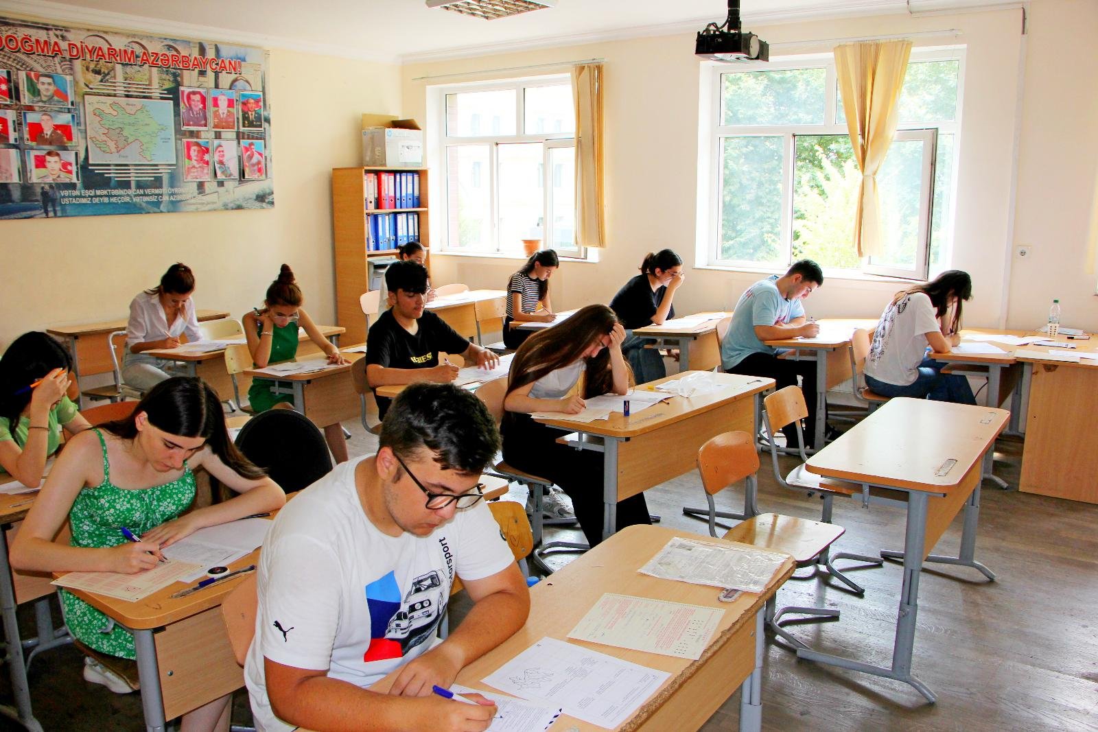 II ixtisas qrupu üzrə ali məktəblərə qəbul imtahanı keçirilib II ixtisas qrupu üzrə ali məktəblərə qəbul imtahanı keçirilib