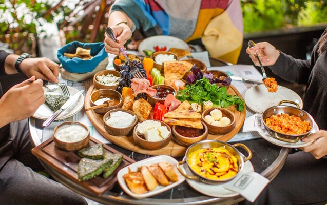 Səhər yeməyində nə yeməliyik? - Zeytun, pendir, yumurta... Səhər yeməyində nə yeməliyik? - Zeytun, pendir, yumurta...