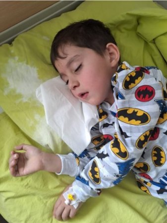 Ana: Azərbaycan xalqı,  tək Laçın övladıma kömək edin - FOTO