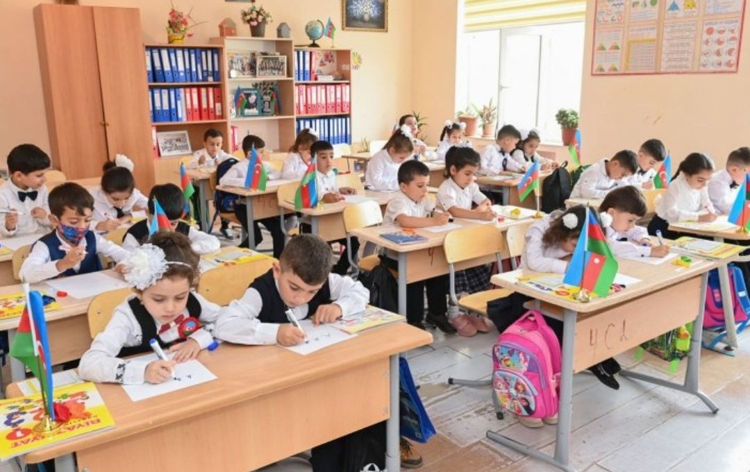 Bu il 1-ci sinifdə təhsil alacaq şagirdlərin sayı açıqlanıb Bu il 1-ci sinifdə təhsil alacaq şagirdlərin sayı açıqlanıb