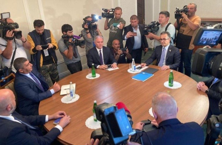 "Diplomatiyamız da separatizmi bitirmək üçün sürəti artırmalıdır" - DETALLAR "Diplomatiyamız da separatizmi bitirmək üçün sürəti artırmalıdır" - DETALLAR