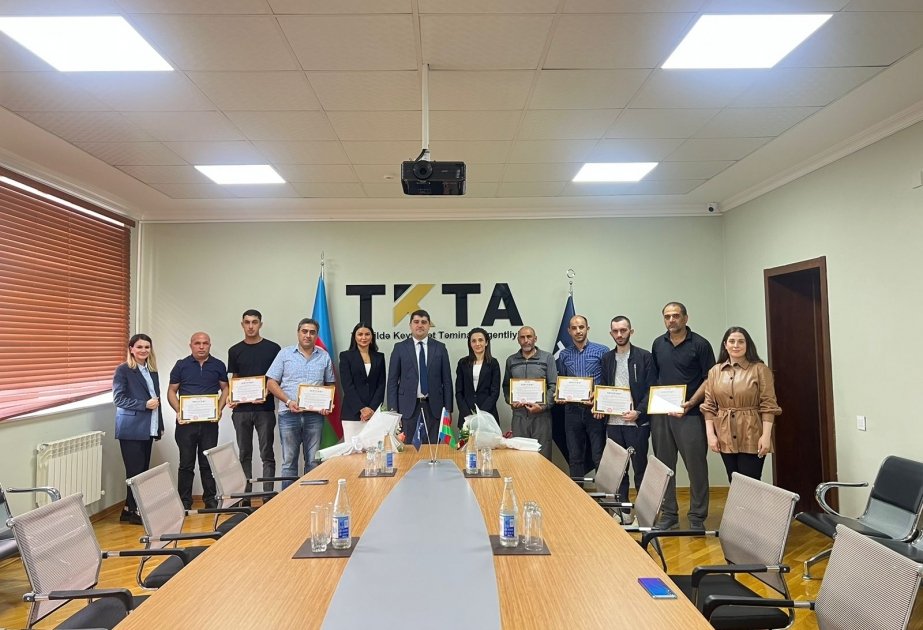 TKTA mənzil təsərrüfat xidməti üzrə mütəxəssislərə sertifikatlar verib TKTA mənzil təsərrüfat xidməti üzrə mütəxəssislərə sertifikatlar verib