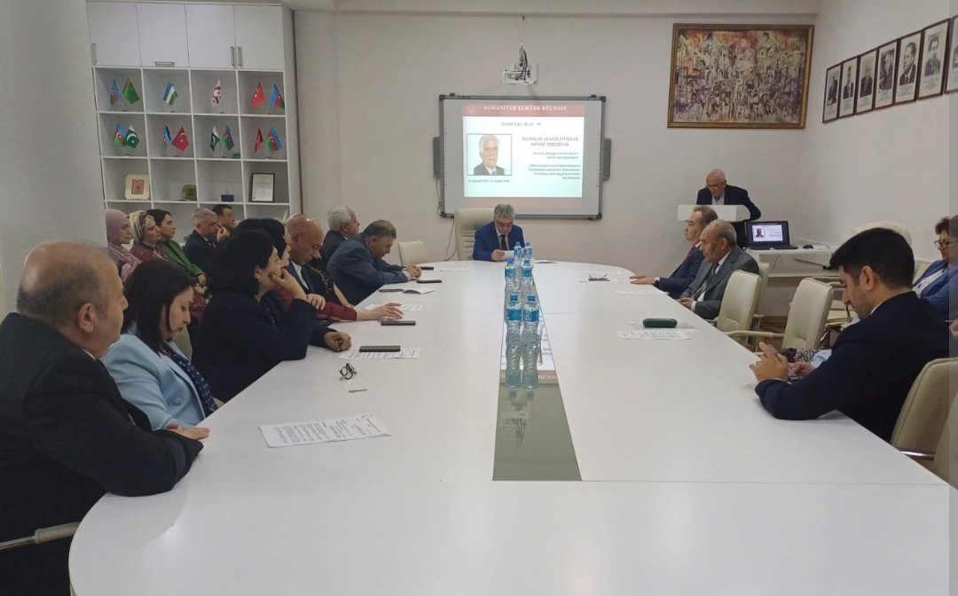 AMEA-nın Humanitar Elmlər Bölməsinin Elmi şurasının iclası keçirilib AMEA-nın Humanitar Elmlər Bölməsinin Elmi şurasının iclası keçirilib