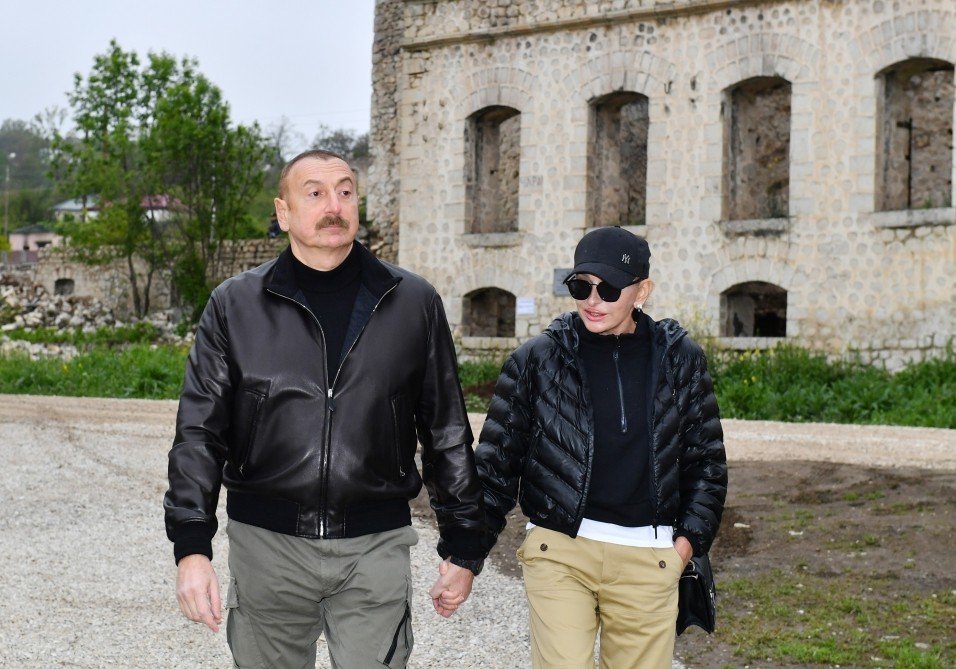 8 medallı keçmiş Xüsusi Təyinatlı Pərvin Hüseynov ölkə Prezidentinə və Birinci vitse-prezidentə müraciət etdi: “PROBLEMLƏRİMİN HƏLLİNDƏ MƏNƏ KÖMƏK EDİN” 8 medallı keçmiş Xüsusi Təyinatlı Pərvin Hüseynov ölkə Prezidentinə və Birinci vitse-prezidentə müraciət etdi: “PROBLEMLƏRİMİN HƏLLİNDƏ MƏNƏ KÖMƏK EDİN”