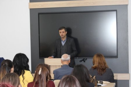 Milli Məclisin deputatı BDU tələbələrinə mühazirə oxuyub - FOTO Milli Məclisin deputatı BDU tələbələrinə mühazirə oxuyub - FOTO