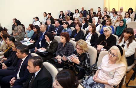 “Əlyazma kitabı Azərbaycan-Türkiyə elmi-mədəni əlaqələr kontekstində” mövzusunda beynəlxalq konfrans keçirilib - FOTO “Əlyazma kitabı Azərbaycan-Türkiyə elmi-mədəni əlaqələr kontekstində” mövzusunda beynəlxalq konfrans keçirilib - FOTO