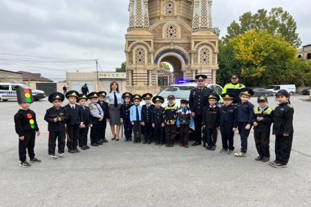 Xaçmazda uşaqlar 1 günlük yol polisi olublar - FOTO