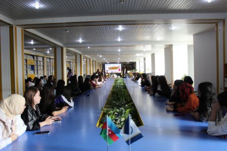 BDU-nun Şərqşünaslıq fakültəsində "Mənəvi dəyərlərimizdən gələcəyə baxış" adlı tədbir keçirilib - FOTO