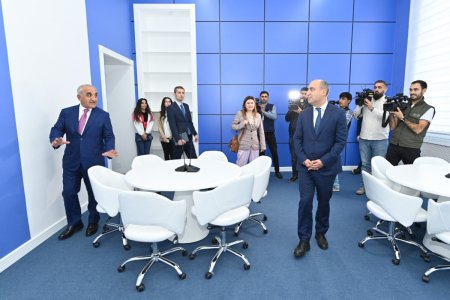 Emin Əmrullayev UNEC-də yeni mərkəzlərin açılışında iştirak edib - FOTOLAR
