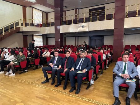 BDU tələbələri Qərbi Azərbaycanın tarixi və mədəni irsi barədə məlumatlandırılıb - FOTO