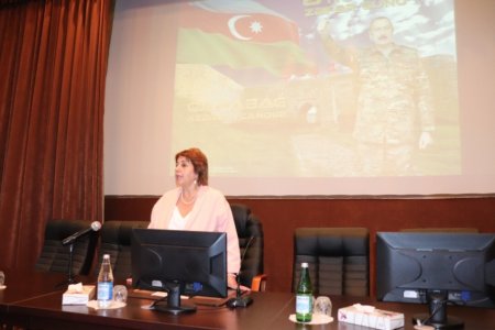 Molekulyar Biologiya və Biotexnologiyalar İnstitutunda Zəfər Günü tədbiri keçirilib - FOTO