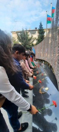 Şagirdlərin Azərbaycan İstiqlal Muzeyinə ekskursiyası təşkil edilib - FOTOLAR