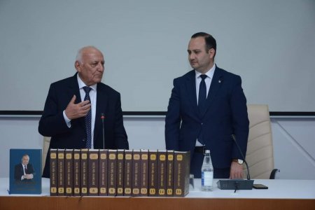 İlahiyyat İnstitutunda Zəfər Günü qeyd edilib - FOTO