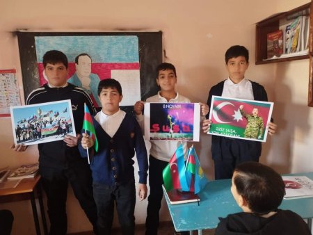 Türküstan vilayətindəki “Qarabağ” məktəbində Zəfər Günündən bəhs edilib - FOTO Türküstan vilayətindəki “Qarabağ” məktəbində Zəfər Günündən bəhs edilib - FOTO