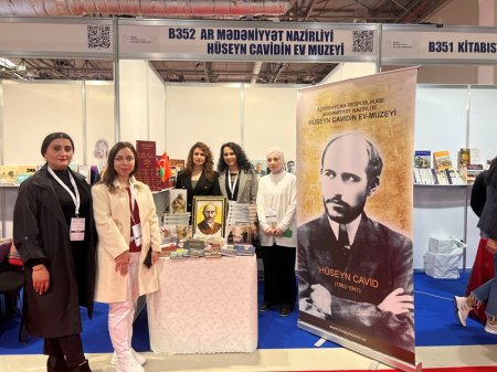 Hüseyn Cavidin Ev Muzeyi Bakı Beynəlxalq Kitab Sərgisində iştirak edir - FOTO