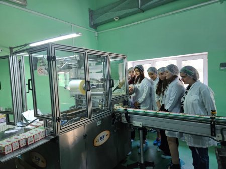 BDU tələbələri “Herba Flora” şirkətində olublar - FOTO BDU tələbələri “Herba Flora” şirkətində olublar - FOTO