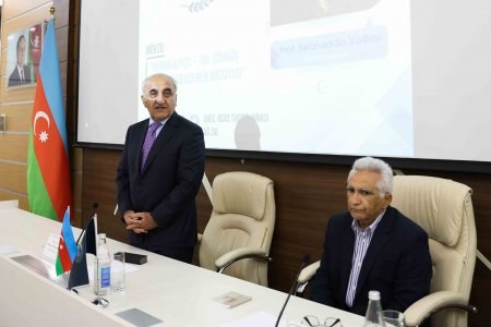 UNEC-də fəlsəfəsi və liderlik missiyasına həsr olunan tədbir keçirilib UNEC-də fəlsəfəsi və liderlik missiyasına həsr olunan tədbir keçirilib