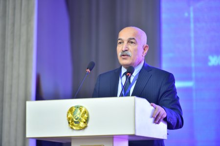 Prorektor Cənubi Qazaxıstan Universitetinin 80 illik yubileyində iştirak edib Prorektor Cənubi Qazaxıstan Universitetinin 80 illik yubileyində iştirak edib
