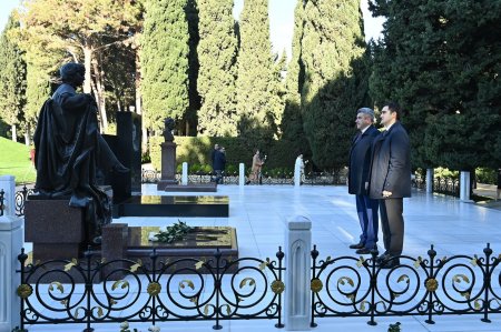 Tatarıstanın təhsil naziri Bakıda səfərdədir - FOTOLAR
