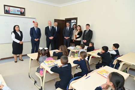 Emin Əmrullayev Naxçıvanda məktəblərdə olub - FOTOLAR Emin Əmrullayev Naxçıvanda məktəblərdə olub - FOTOLAR