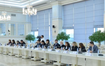“Ailə sağlamlığı və dəyərləri qanunvericilik aspektində” mövzusunda ictimai dinləmə keçirilib - FOTO