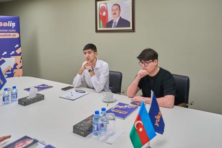 Birinci “Yüksəliş” müsabiqəsinin qalibi tələbələrlə görüşüb - FOTO Birinci “Yüksəliş” müsabiqəsinin qalibi tələbələrlə görüşüb - FOTO