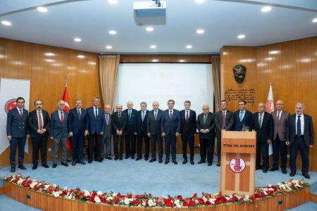 AMEA Türk Dil Qurumunun “Türk dilinə xidmət” mükafatına layiq görülüb - FOTO AMEA Türk Dil Qurumunun “Türk dilinə xidmət” mükafatına layiq görülüb - FOTO