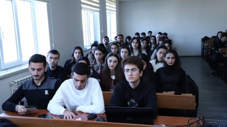 LDU-da narkomaniyaya qarşı maarifləndirici tədbir keçirilib LDU-da narkomaniyaya qarşı maarifləndirici tədbir keçirilib