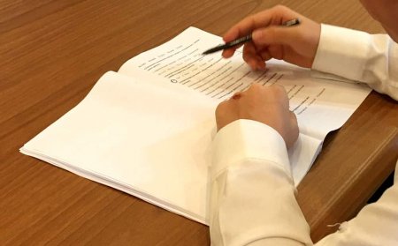 Bakıda istedadlı şagirdlər üçün eksternat qaydasında imtahan keçirilib - FOTO