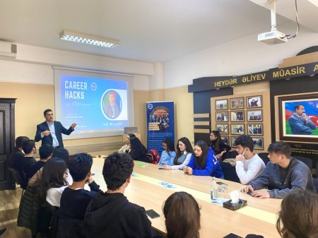 “Career Hacks by ATMU alumni” layihəsi başa çatıb - FOTO “Career Hacks by ATMU alumni” layihəsi başa çatıb - FOTO