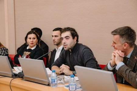 “Qarabağ: 30 ildən sonra evə dönüş. Nailiyyətlər və çətinliklər” forumu çərçivəsində Gənclər konfransı baş tutub - FOTO