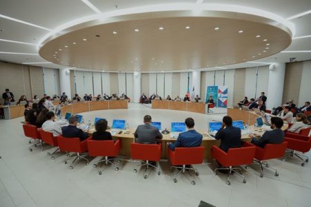 “Qarabağ: 30 ildən sonra evə dönüş. Nailiyyətlər və çətinliklər” forumu çərçivəsində Gənclər konfransı baş tutub - FOTO