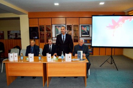 Salyanda “Heydər Əliyev və Azərbaycan dili” mövzusunda tədbir keçirilib - FOTO Salyanda “Heydər Əliyev və Azərbaycan dili” mövzusunda tədbir keçirilib - FOTO