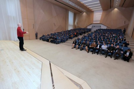 "Gələcəyin sahibkarları" mövzusunda tədbiri keçirilib - FOTO