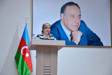 Ulu Öndərə həsr olunmuş konfrans keçirilib - FOTOLAR