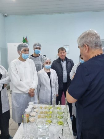 ATMU tələbələri “Herba-Flora” MMC-də - FOTO ATMU tələbələri “Herba-Flora” MMC-də - FOTO