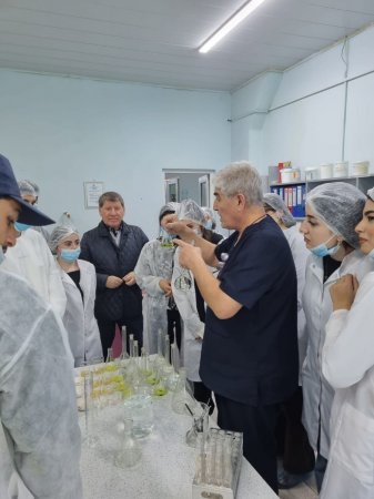 ATMU tələbələri “Herba-Flora” MMC-də - FOTO ATMU tələbələri “Herba-Flora” MMC-də - FOTO