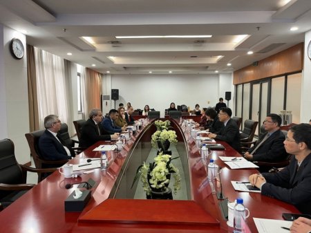 BDU Çinin Anhui Universiteti ilə əməkdaşlığa başlayır - FOTO BDU Çinin Anhui Universiteti ilə əməkdaşlığa başlayır - FOTO