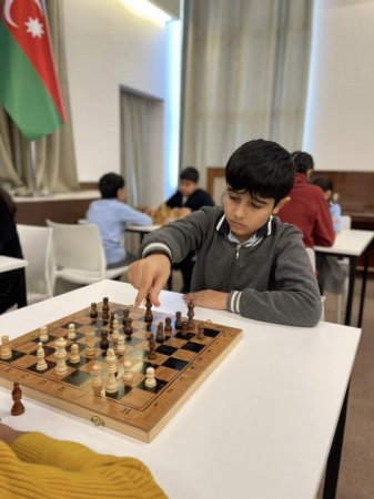 Məktəblilər arasında şahmat turniri keçirilib - FOTO Məktəblilər arasında şahmat turniri keçirilib - FOTO