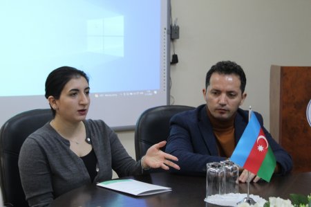 BSU-da əcnəbi tələbələr üçün məlumatlandırma sessiyası keçirilib - FOTO BSU-da əcnəbi tələbələr üçün məlumatlandırma sessiyası keçirilib - FOTO